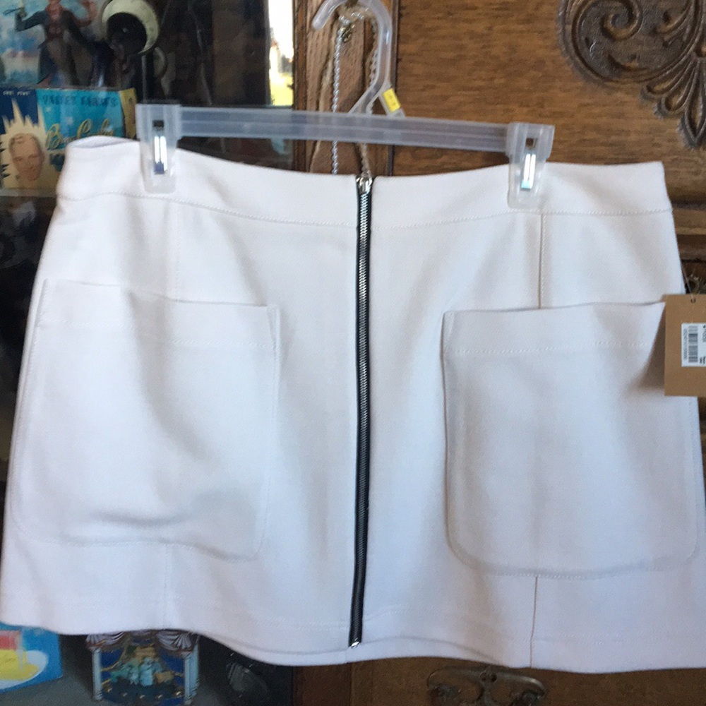 Short skirt